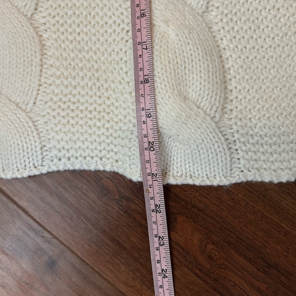 NWOT Lrg Lemon Sweater - Picture 6 of 6